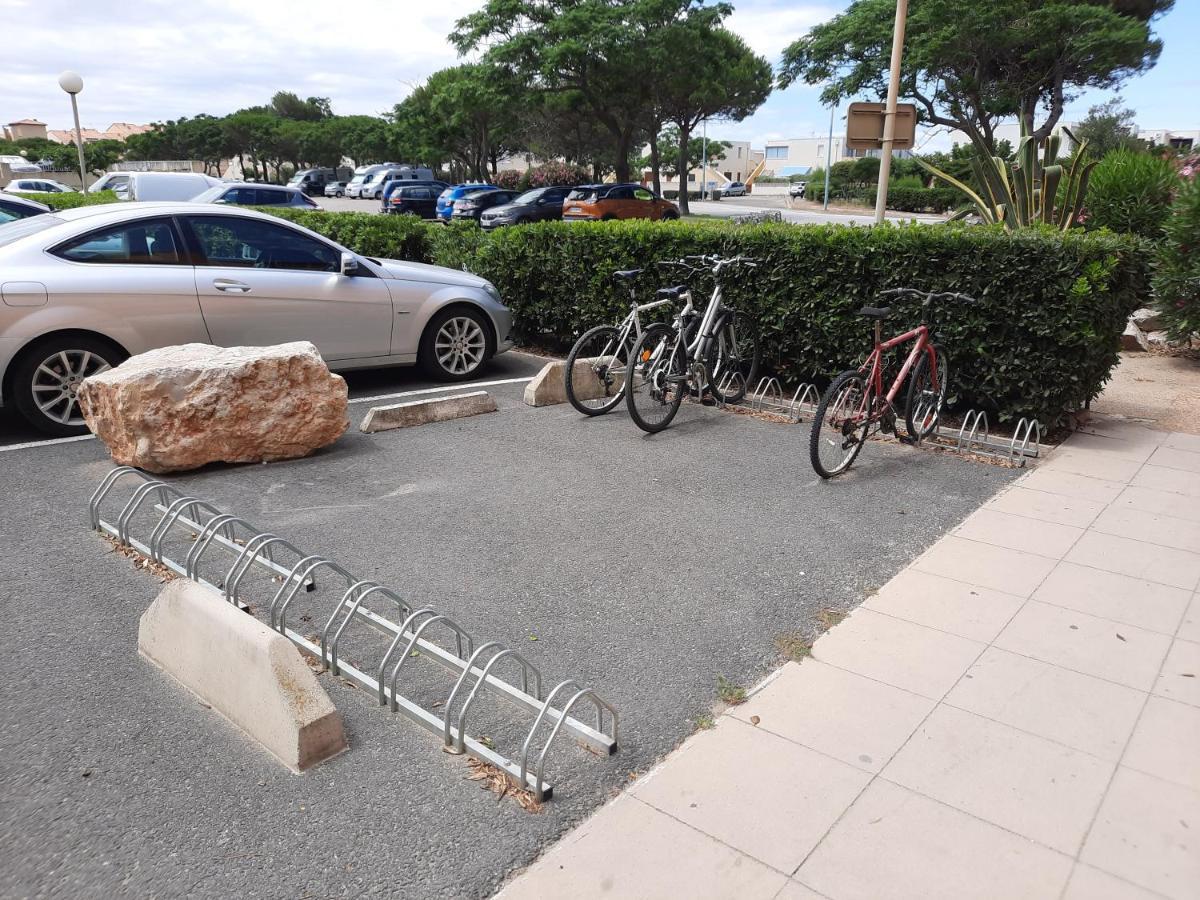 Appartement Vue Mer, Acces Direct Plage, Parking Privatif Le Barcares Exterior photo