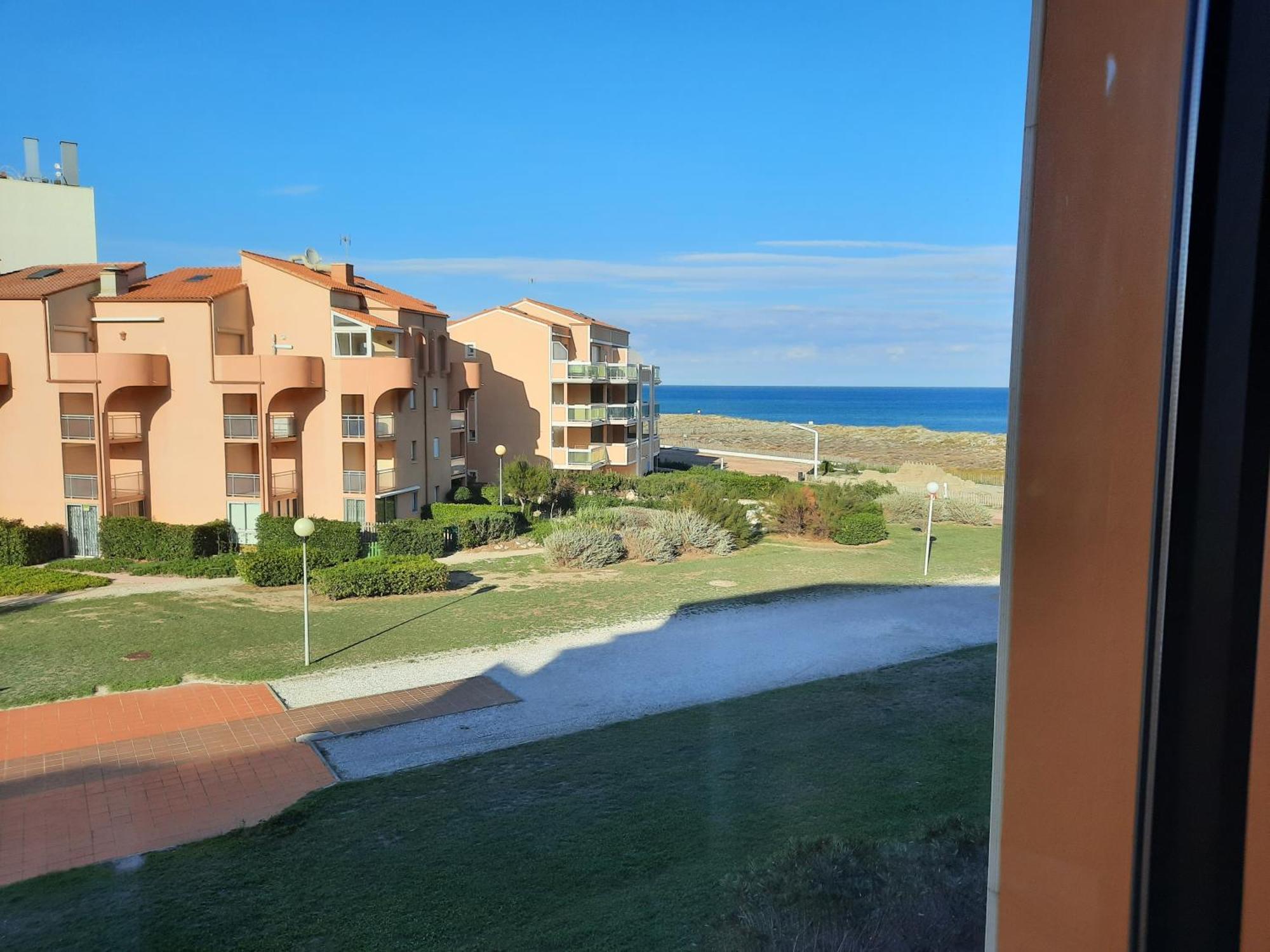 Appartement Vue Mer, Acces Direct Plage, Parking Privatif Le Barcares Exterior photo